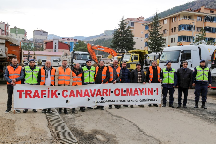 Jandarma’dan Özel İdare personeline trafik güvenliği eğitimi